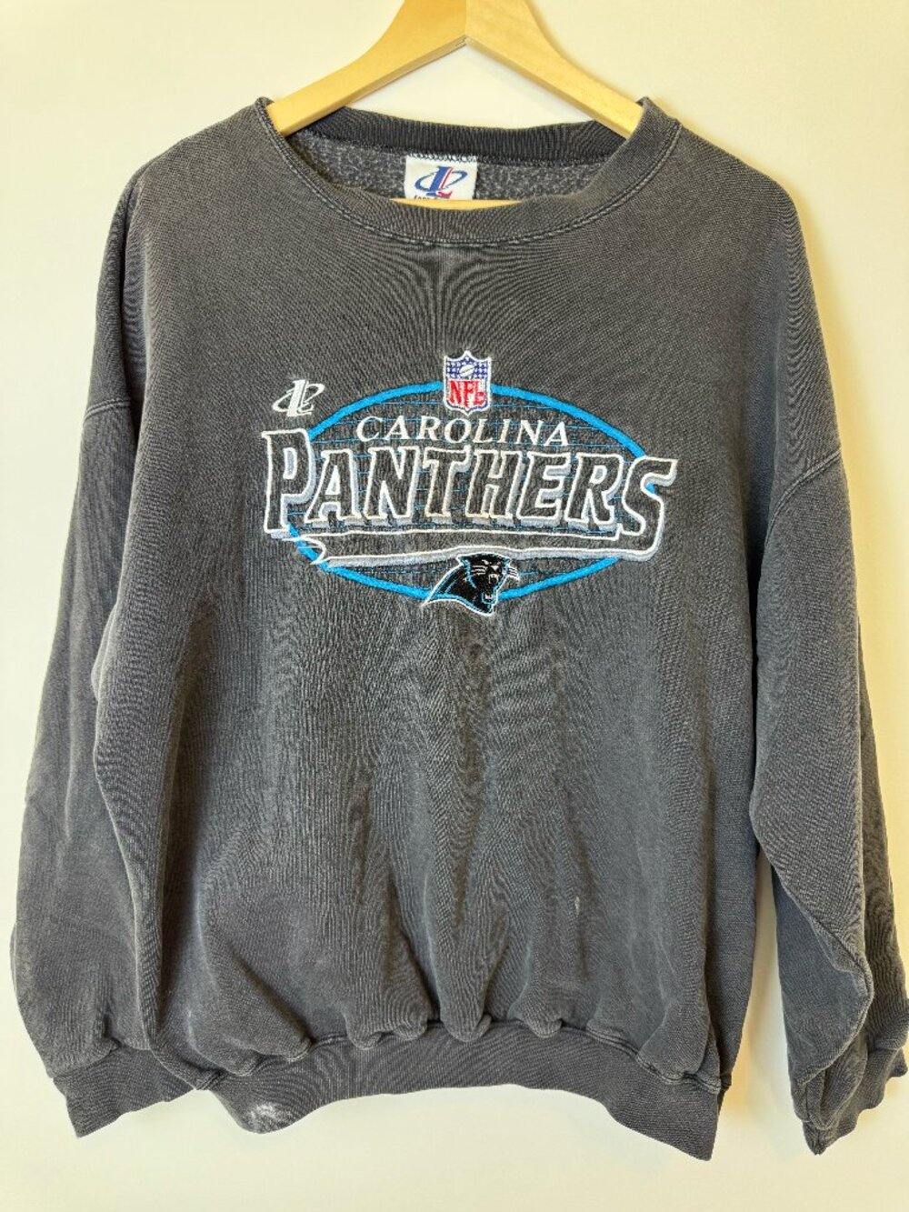 Vintage Carolina Panthers Logo Athletic Crewneck Sweatshirt Men’s Large Gray NFL
